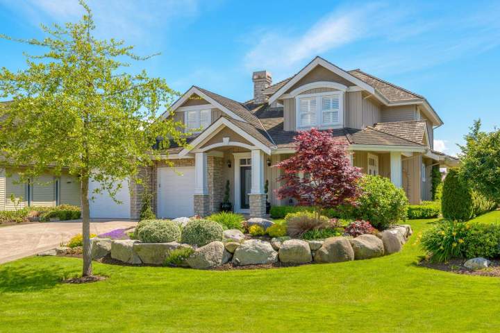 Creation and landscaping of your outdoor living spaces